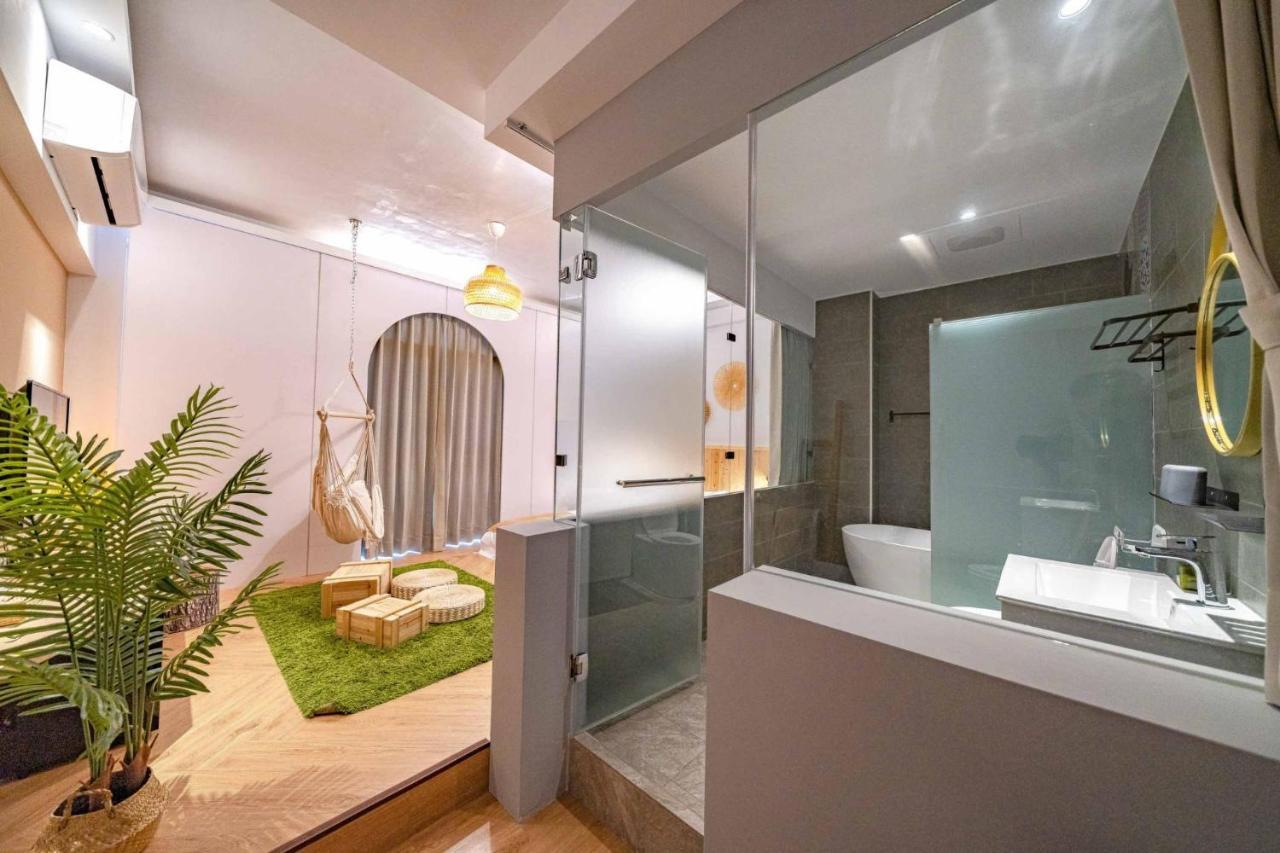 輕森嶼 Hotel Тайнан Екстериор снимка