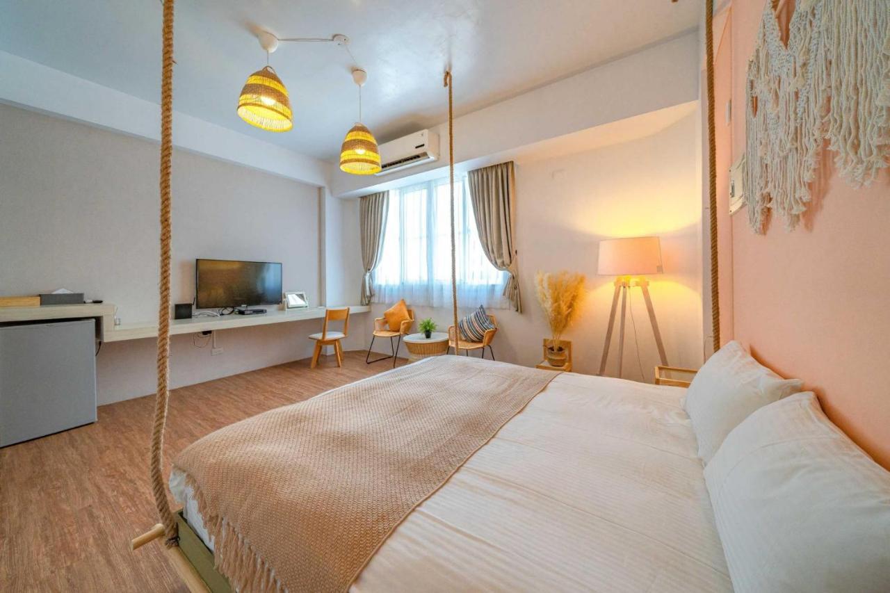 輕森嶼 Hotel Тайнан Екстериор снимка